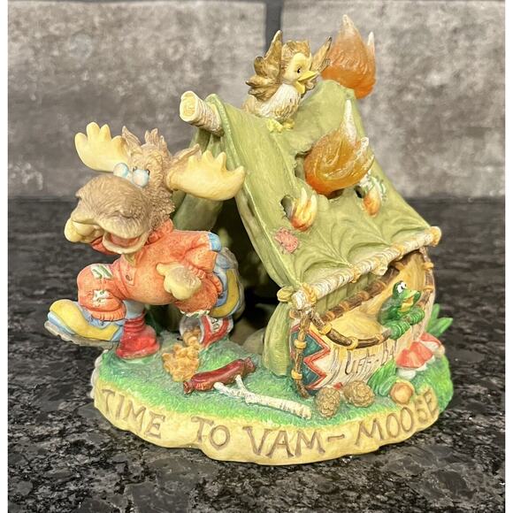 Enesco Moose Creek Crossing “Time to Vam-Moose” 1996 Nightlight #260746 - Picture 6 of 13